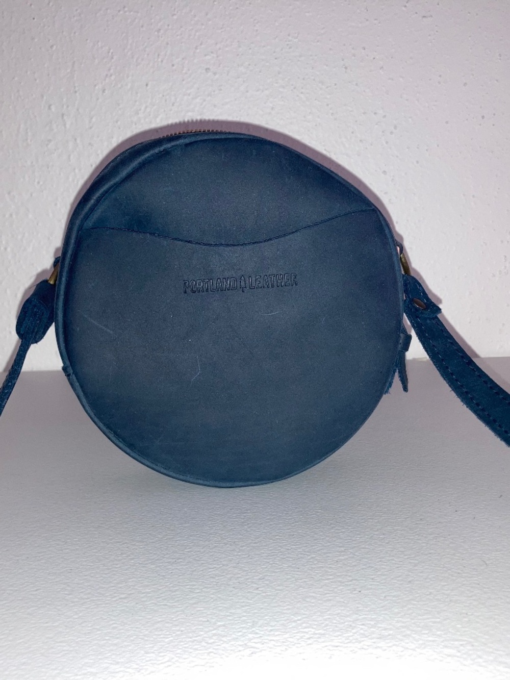 Portland Leather Round Crossbody Bag Dark Blue Firm Leather, fair condition - Picture 2 of 12